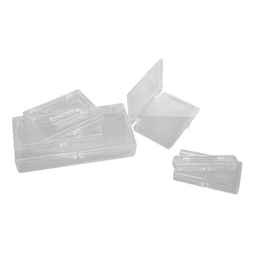 Boîte en plastique à charnières