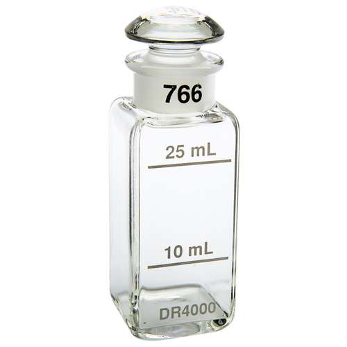 Cuve avec marquage 10 et 25ml