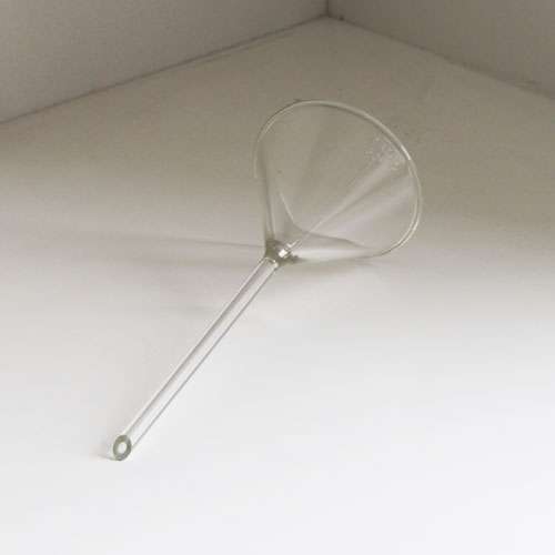 Entonnoir PYREX 60° à tige longue, bord renforcé, diamètre extérieur pavillon 80 mm