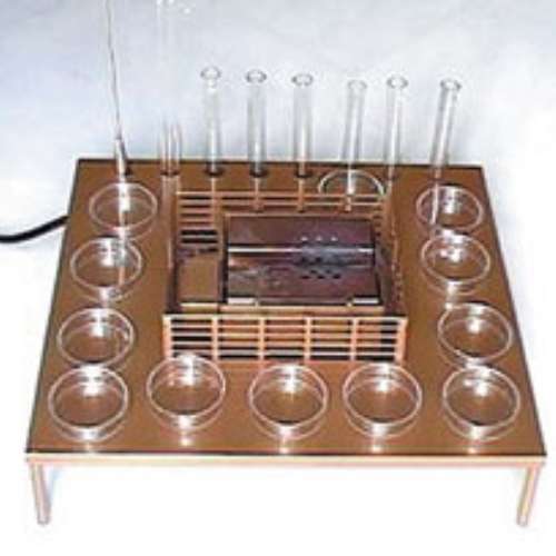 Table microbiologique pour TECHNIBEC